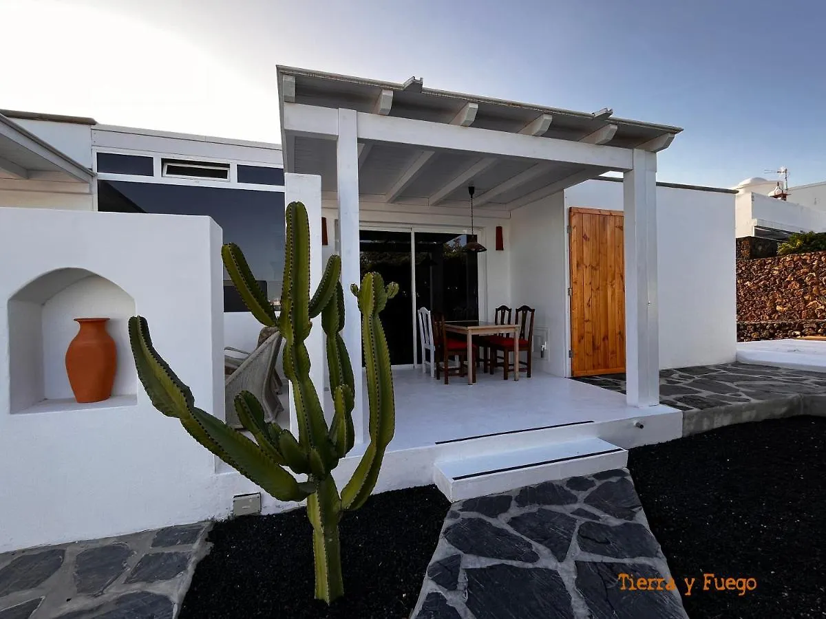 Ferienwohnung Casa Tie' Lanzarote Vista Mar - Piscina Relax - Adults Only Tías Apartment